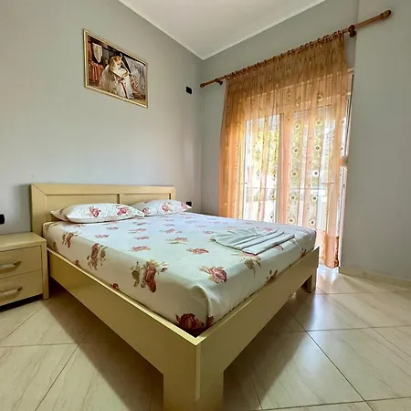 Apartment Sun Beachfront Sarande